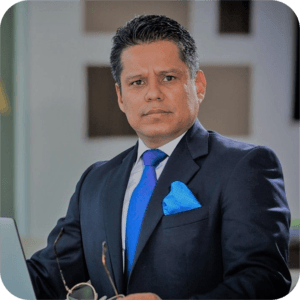 Ing. Victor José Lacruz León. Director Ejecutivo de Negocios